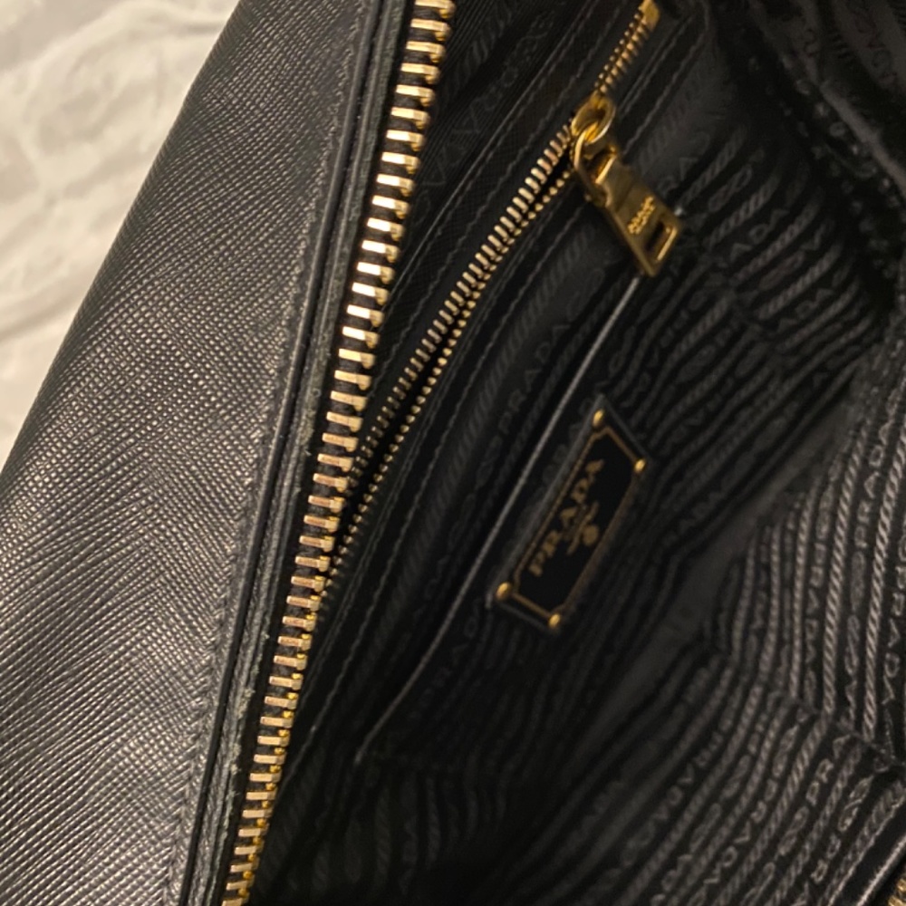 Prada Shoulder Bag PRICE DROP! - Picture 12 of 16